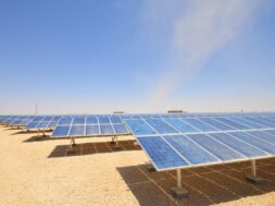 Financing closed for 800 MW of world’s cheapest solar