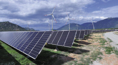 Chinese PV Industry Brief A big tracker deal and a green power trading platform