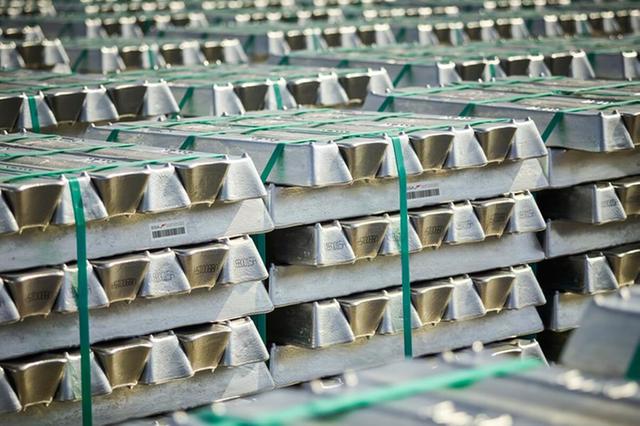 EGA to develop UAE-based solar-powered manufacturing of silicon metal – EQ Mag Pro