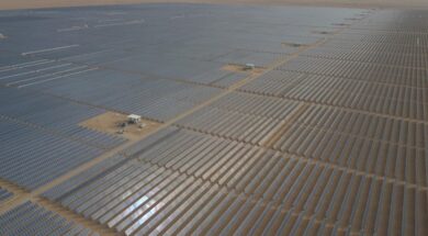 Saudi Arabia launches tender for 3.3 GW of solar, wind