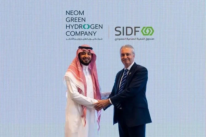 NEOM firm signs credit facility deals with banks for green hydrogen plant – EQ Mag