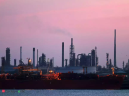 Bahrain explores constructing LNG export facility
