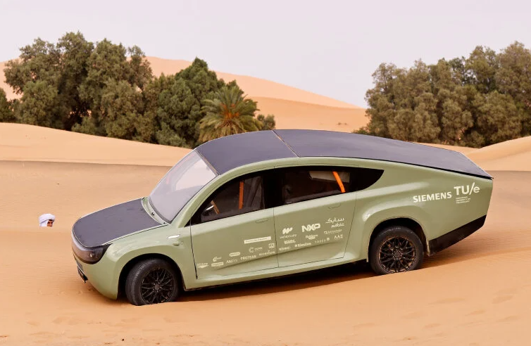 World’s first off-road solar car ‘stella terra’ succeeds in cruising from morocco to the sahara